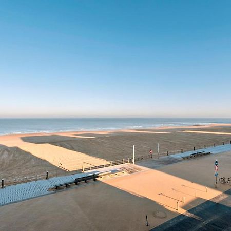 Montezuma Luxe Studio Met Frontaal Zeezicht Zonder Aparte Slaapkamer Apartment Oostende Bagian luar foto